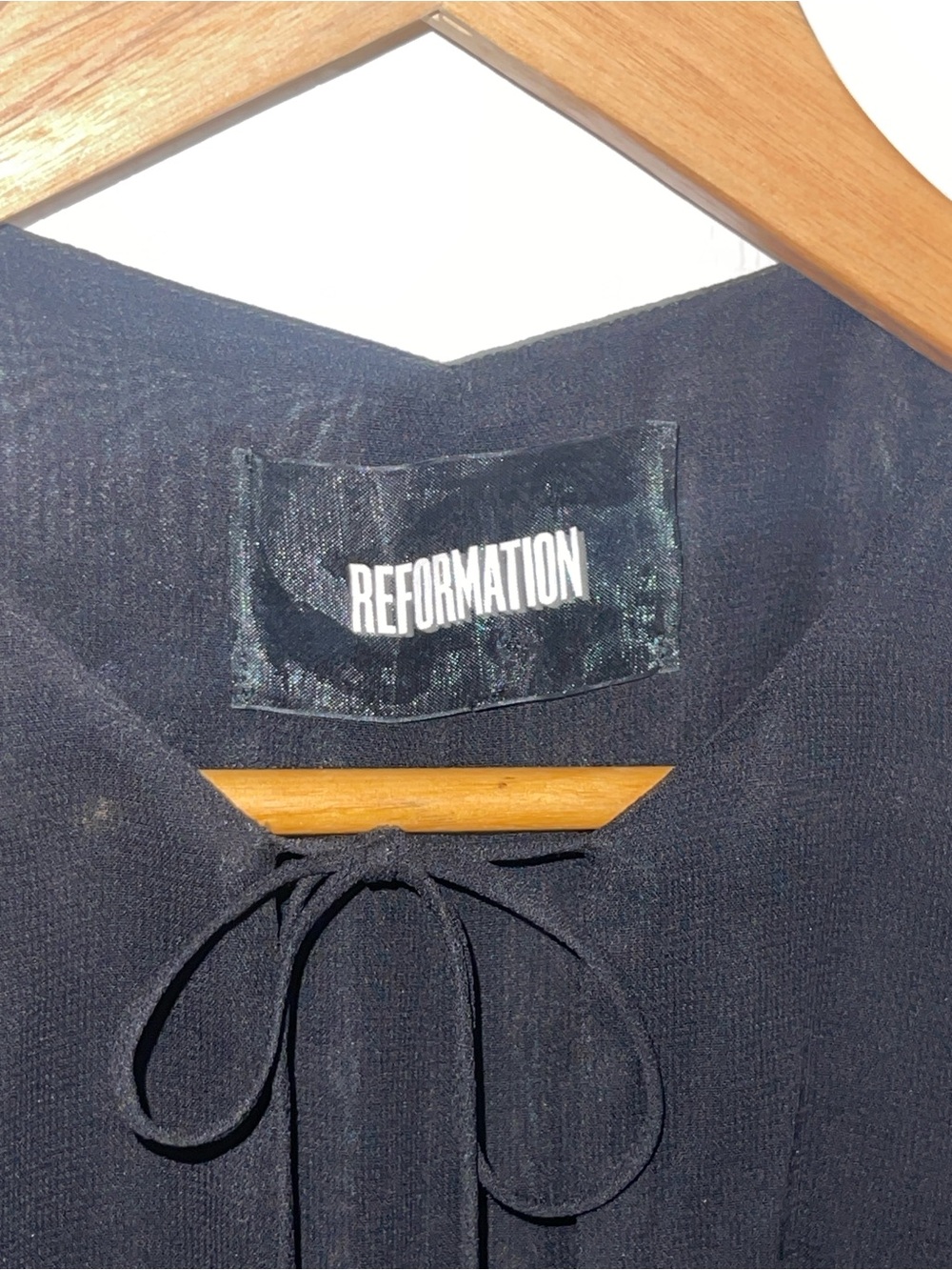 REFORMATION Bella Black Long Sleeve Double Tie Front Lace Up Detail Flirty Sz 6 - Picture 5 of 9